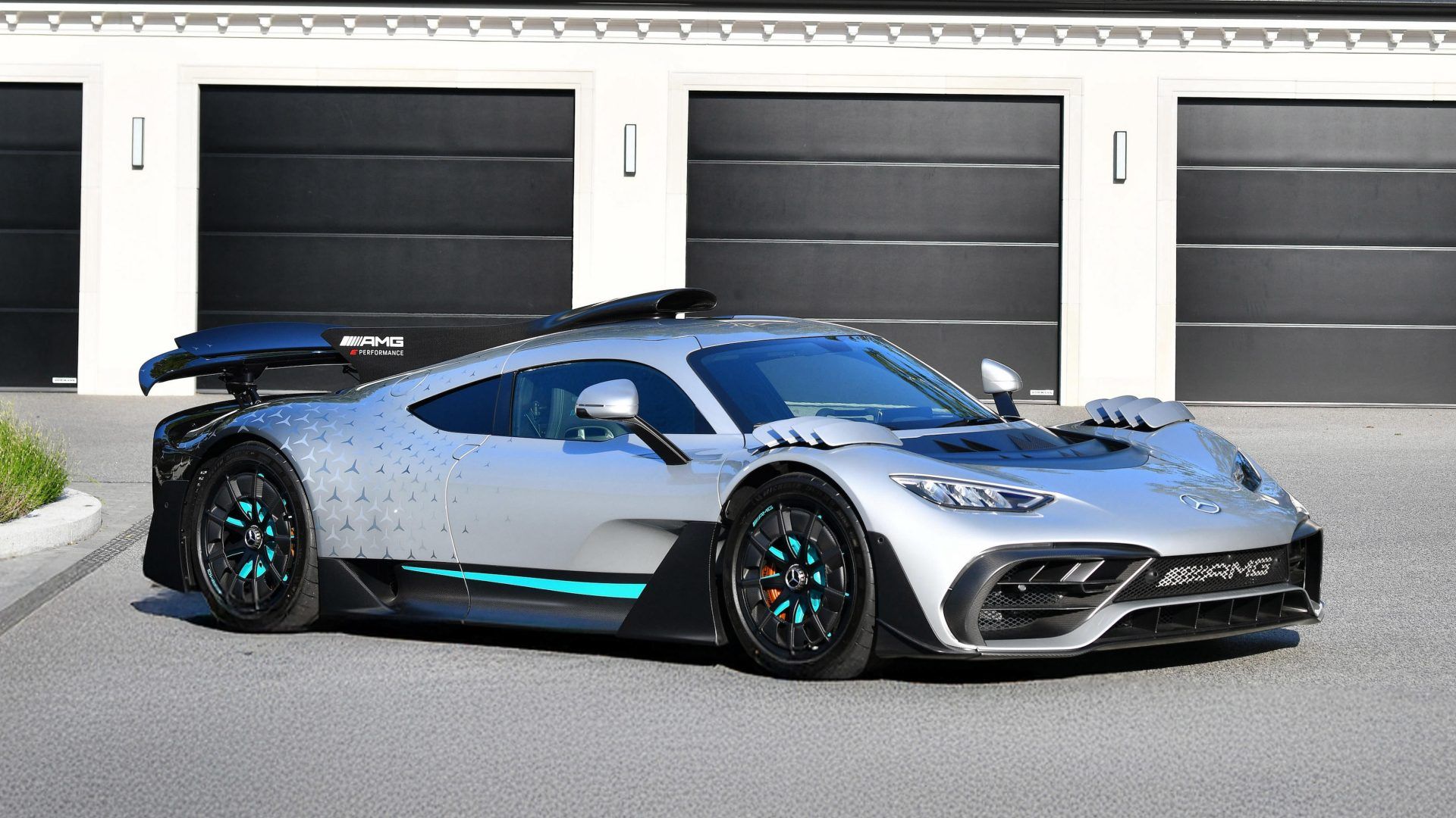 2023-Mercedes-AMG-One-Coupe.jpeg