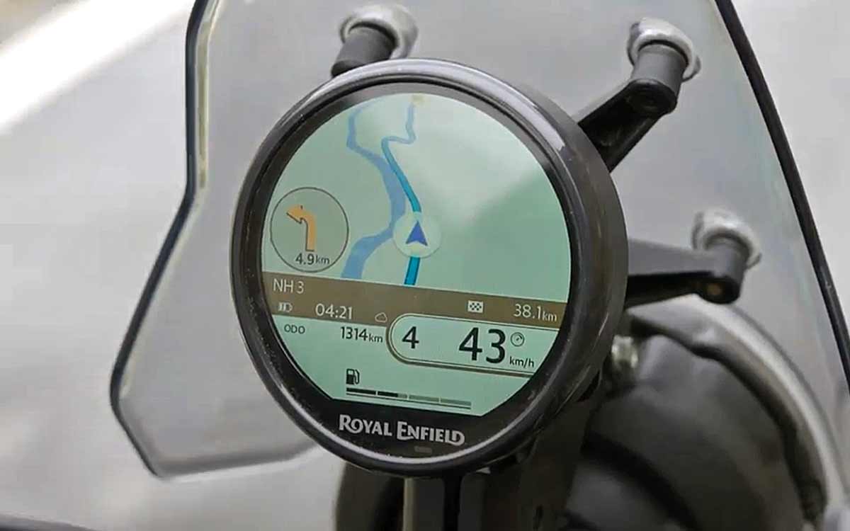 All-new-Himalayan---Engine-Close-MapDisplay.jpg