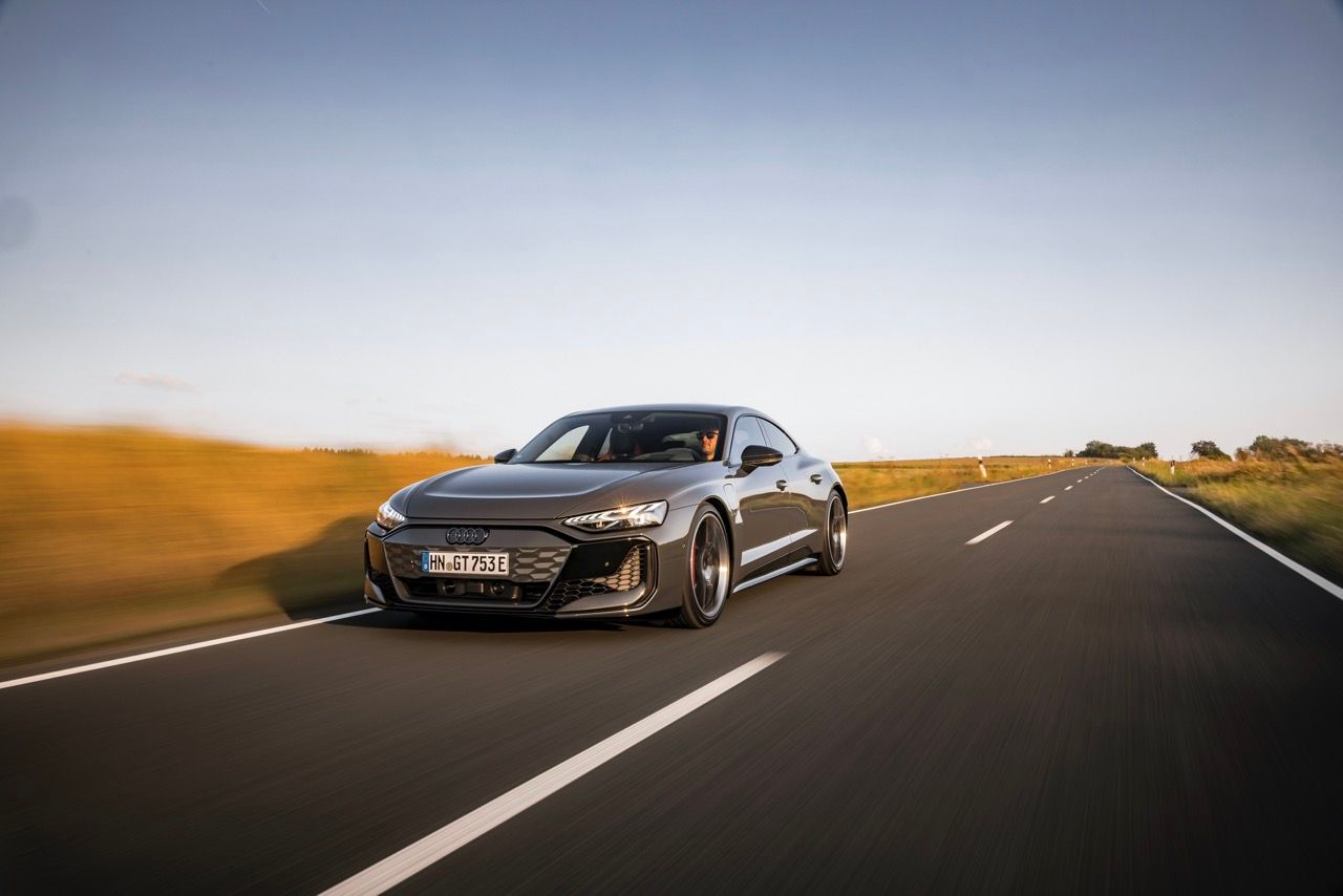 Audi e-tron GT Large.jpeg