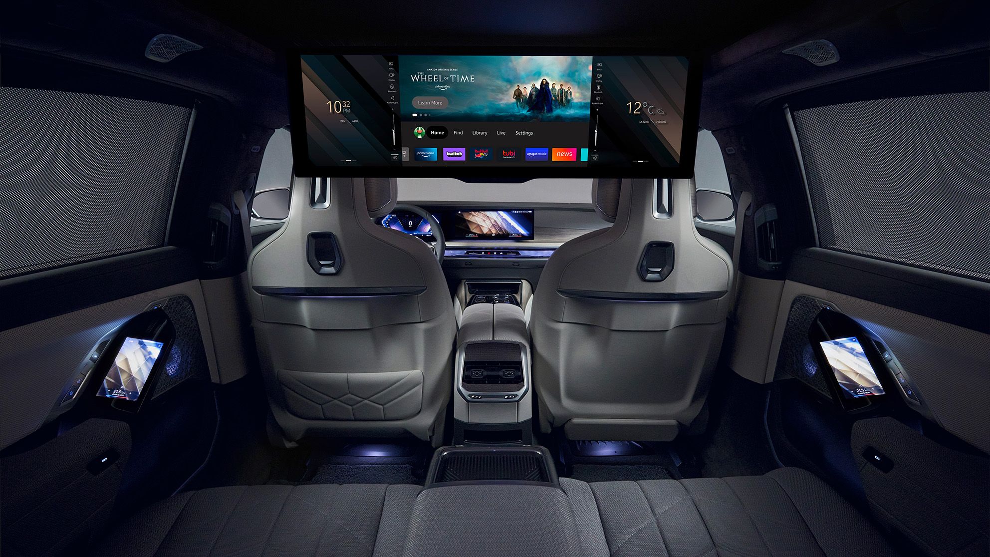 BMW i7