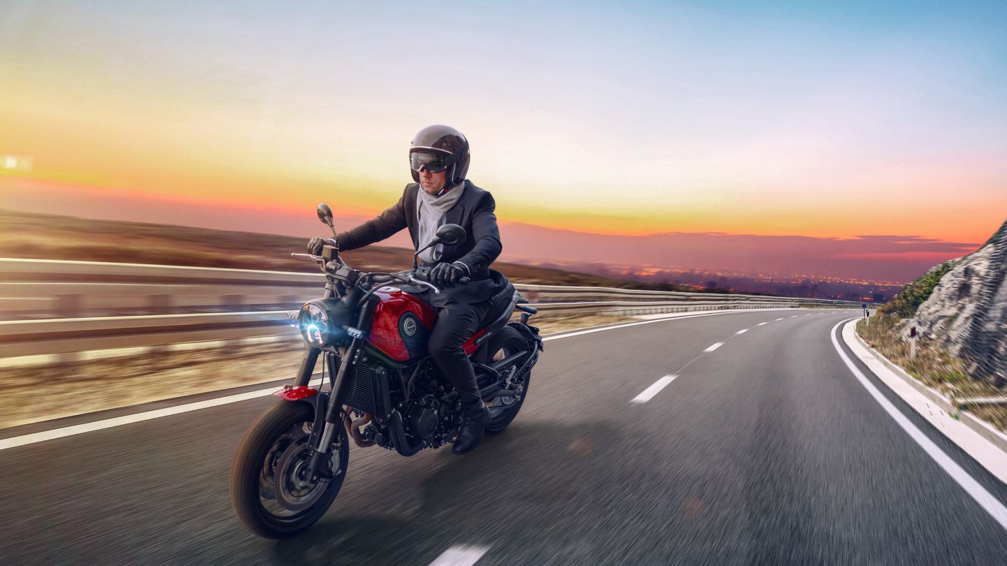 Benelli Leoncino 500  .jpg