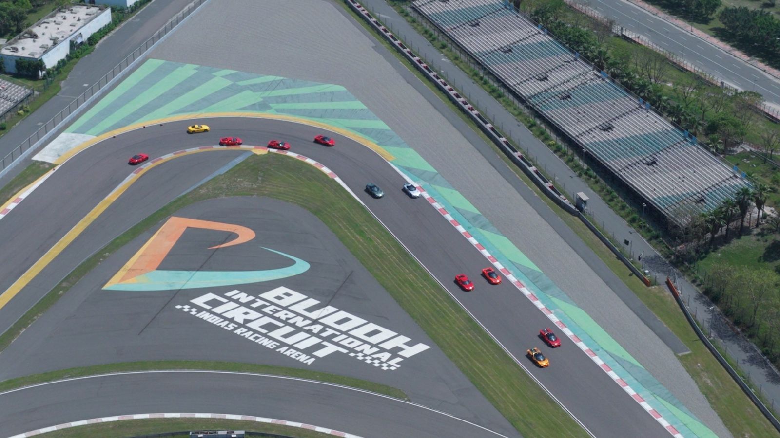 Ferrari 12 cilindri BIC drone shot