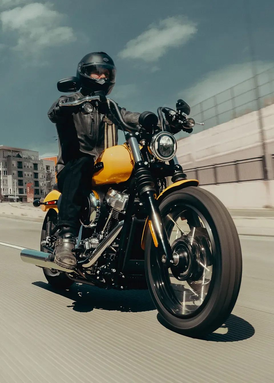 Harley Davidson Street Bob 117-1.webp
