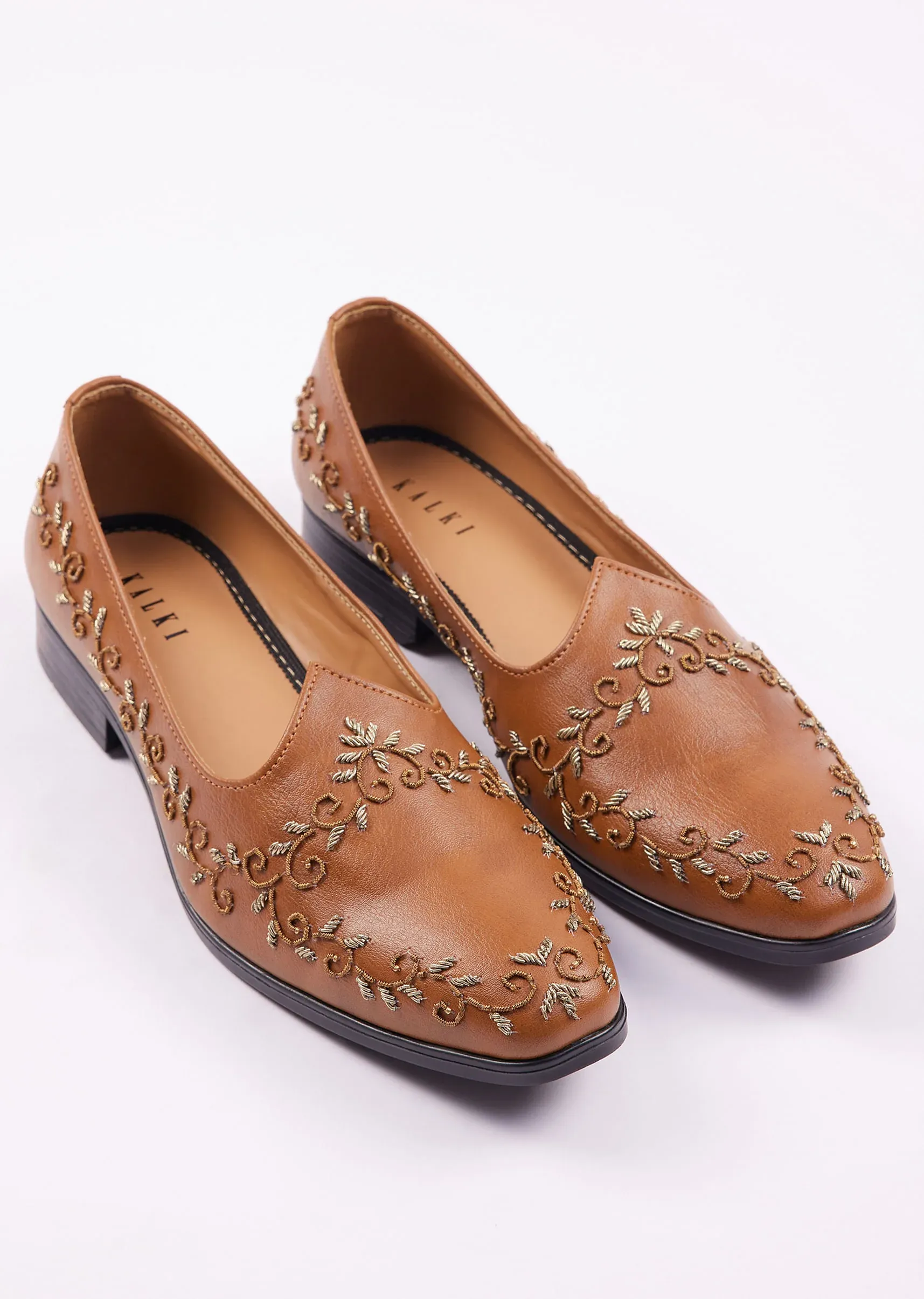 Kalki Zardosi Work Juttis.webp