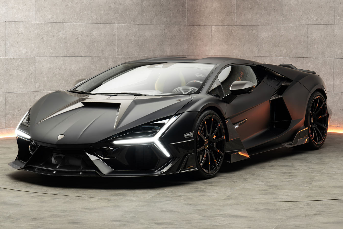 Lamborghini_Revuelto_by_MANSORY_23.jpg