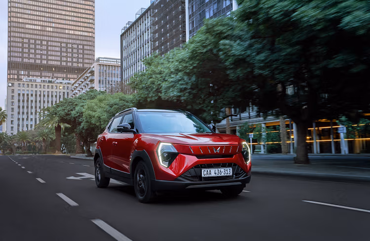 Mahindra XUV 3XO RevX-1.avif