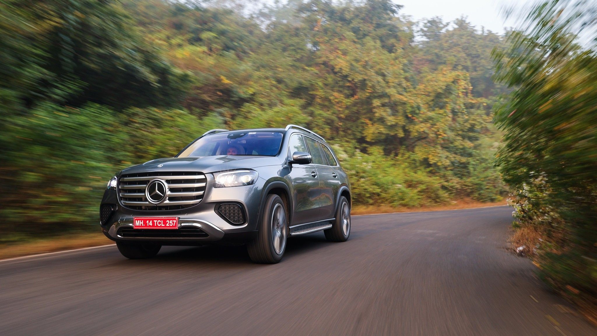 Mercedes-Benz GLS.jpg