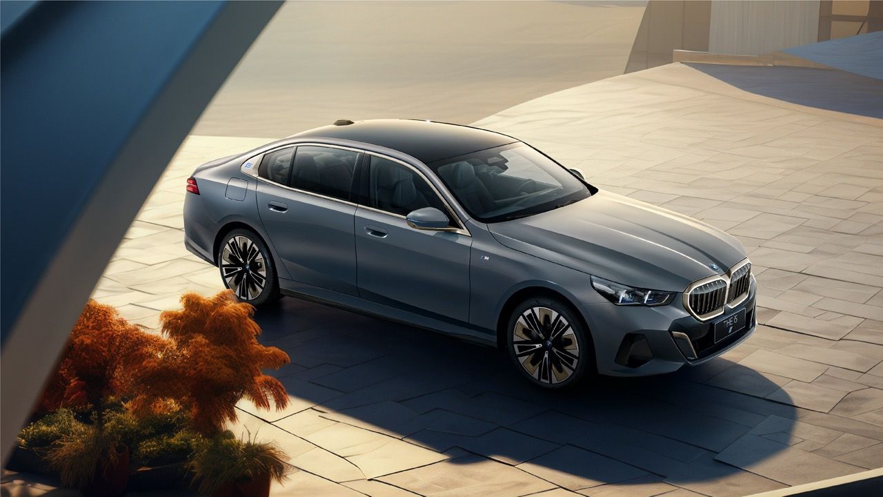 P90517466_highRes_the-new-bmw-i5-exclu Large.jpeg