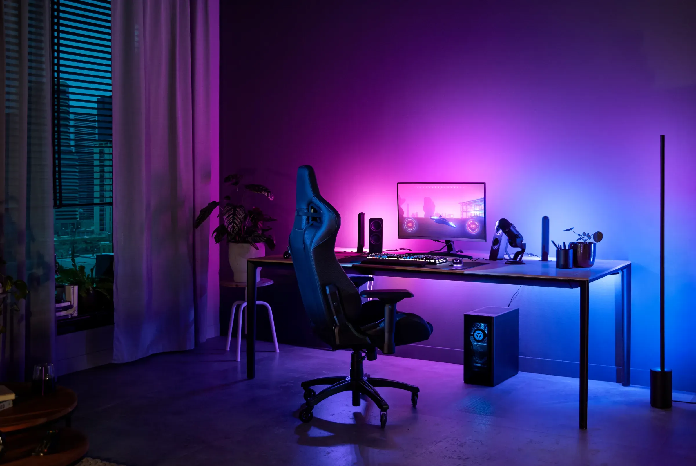Philips Hue Gradient Strips .webp