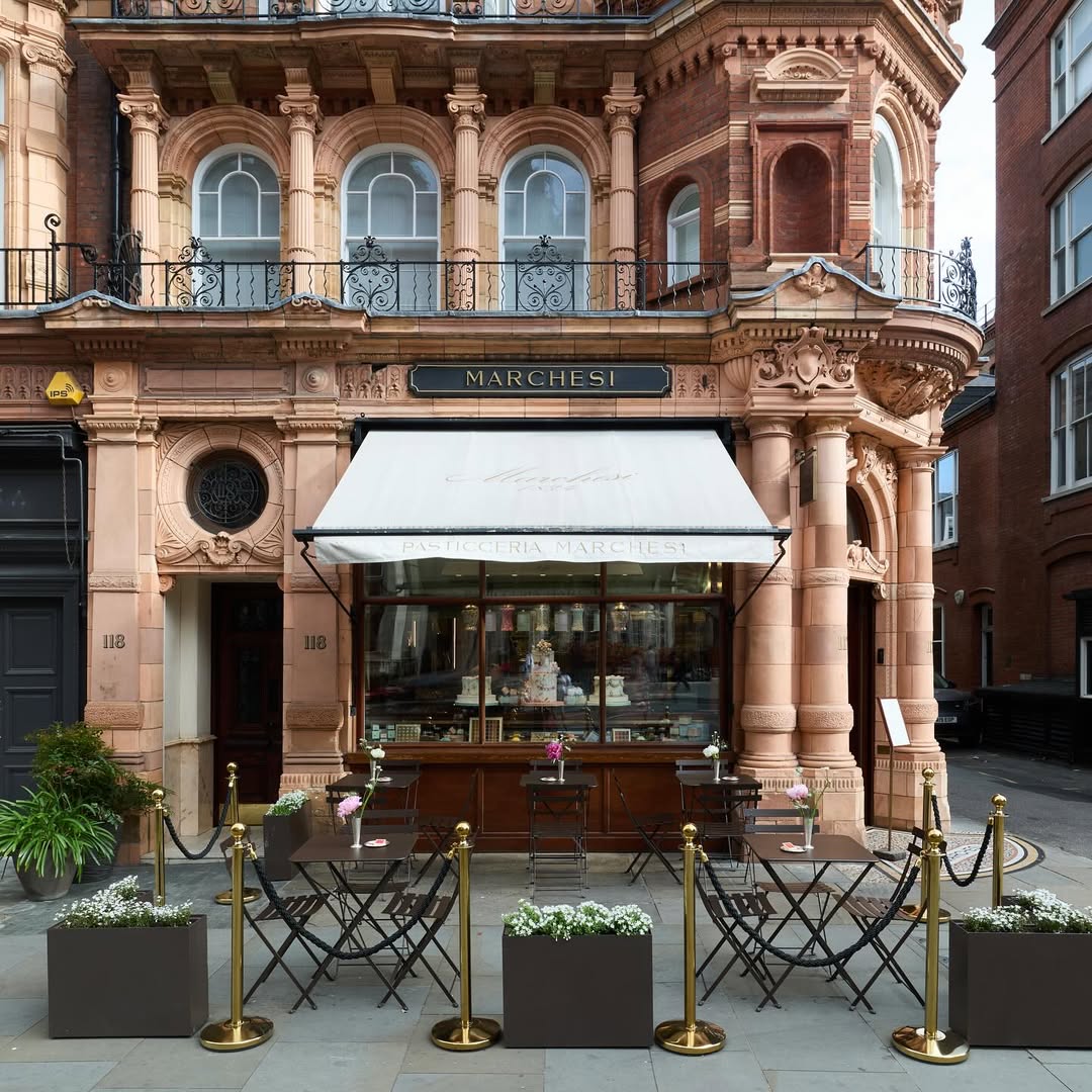 Prada – Prada Caffè & Marchesi 1824.jpg