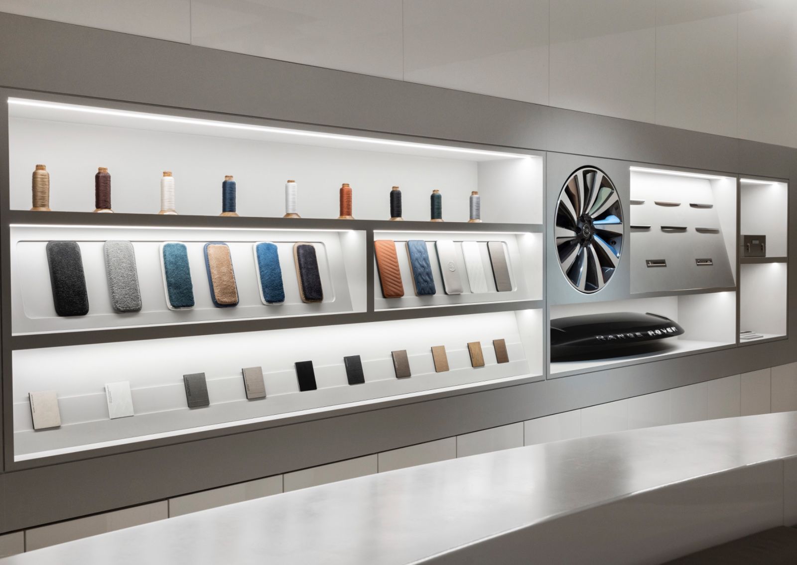 Range Rover Sport SV Edition Two advertorial image 1