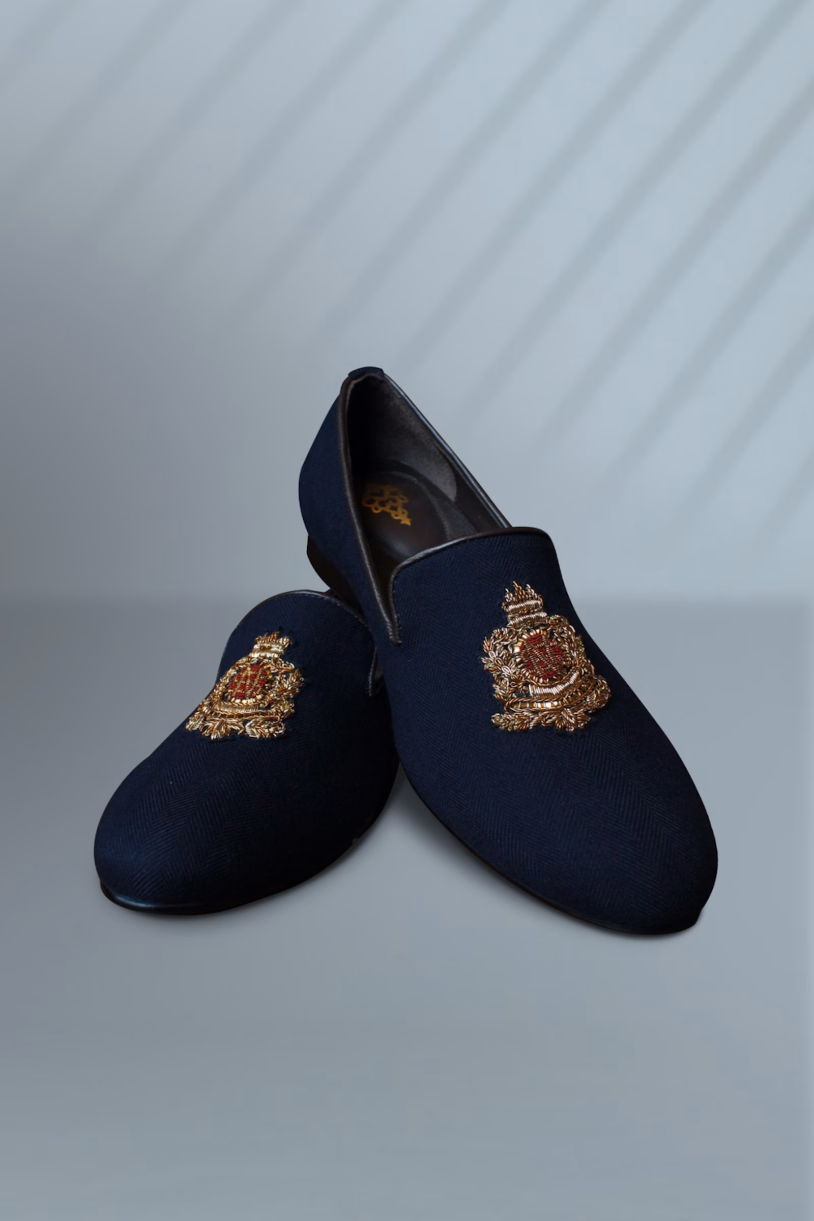 S&N By Shantnu Nikhil Navy Crested Shoes .avif