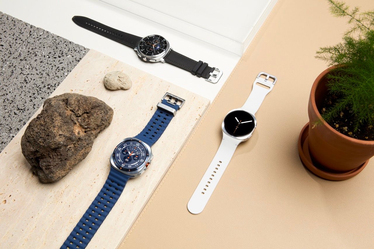 Samsung Watch8 Series-1 Large.jpeg