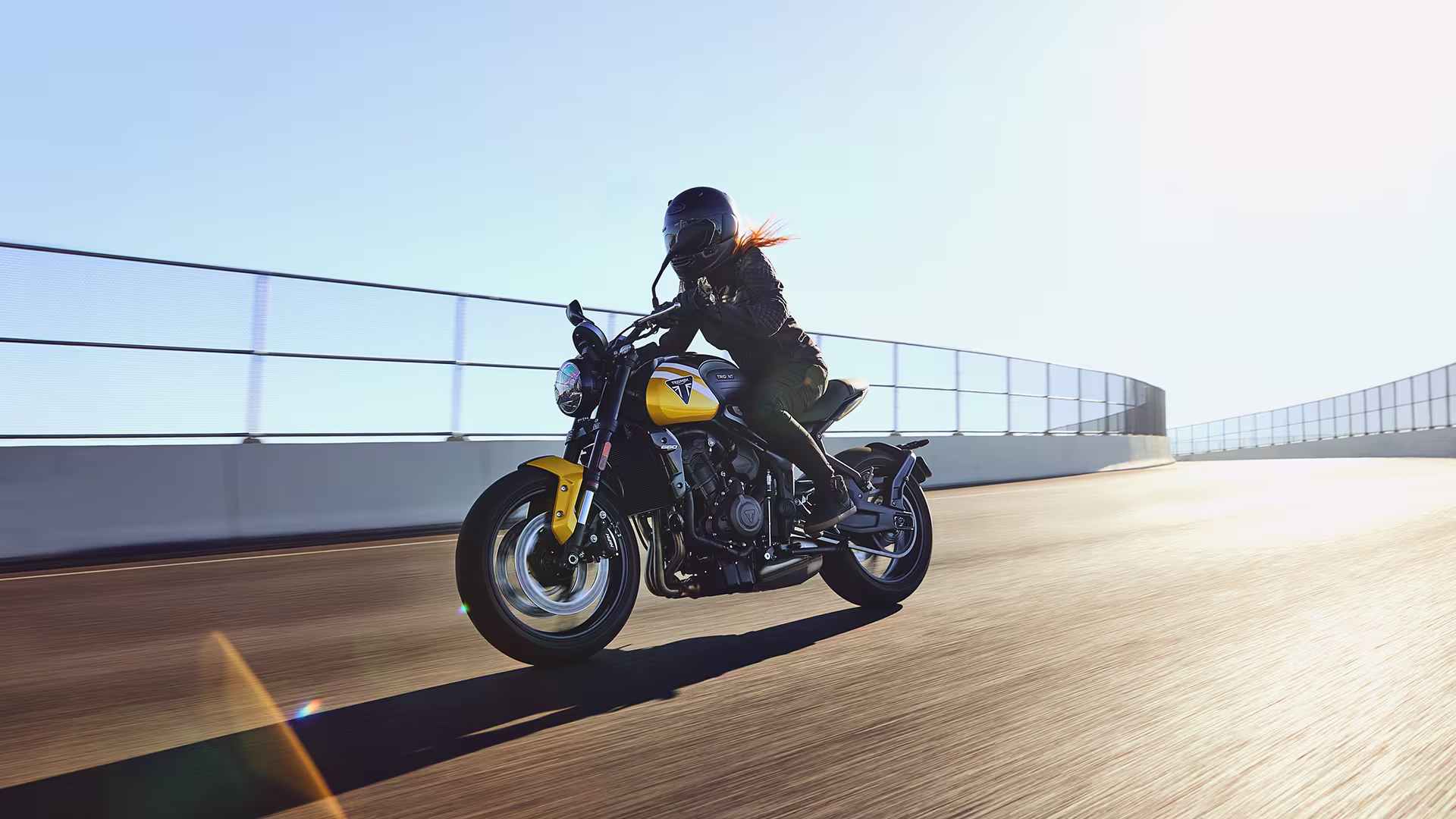 Triumph Trident 660 .avif