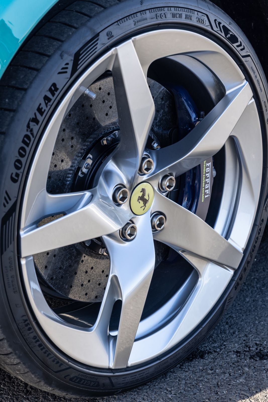 Ferrari Amalfi wheels