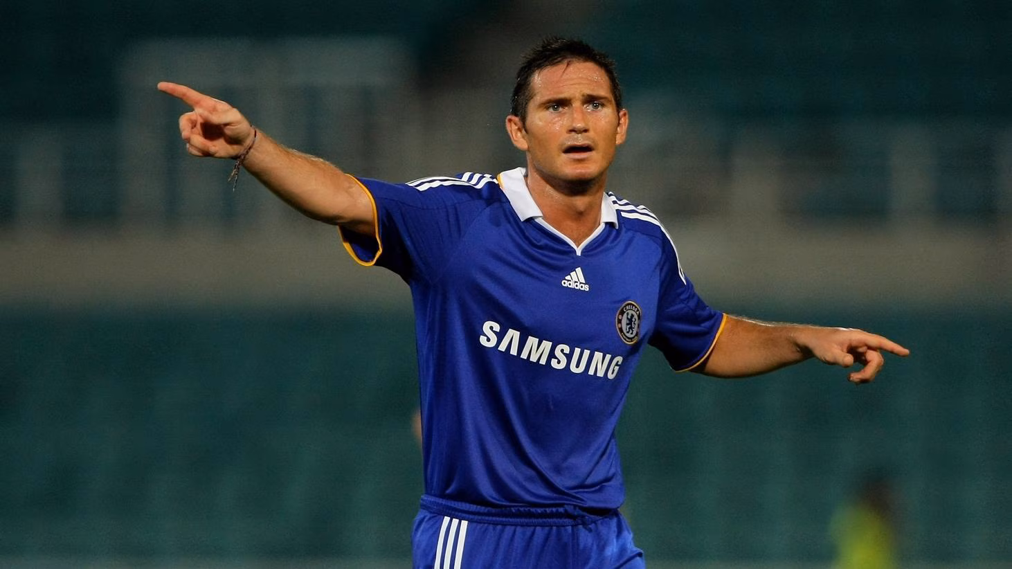 frank_lampard_is_now_committed_to_chelsea_until_2014.avif