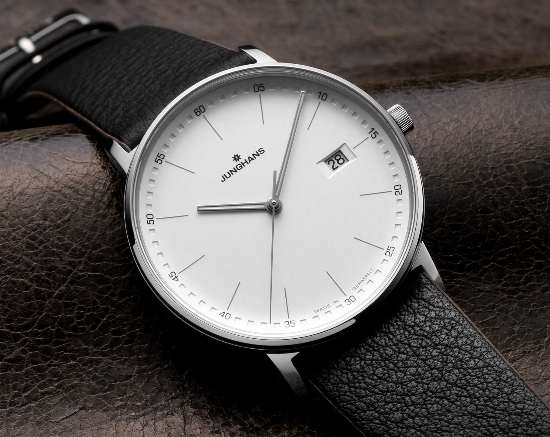 junghans-form-041488400-29aug22-multiple-1.jpg