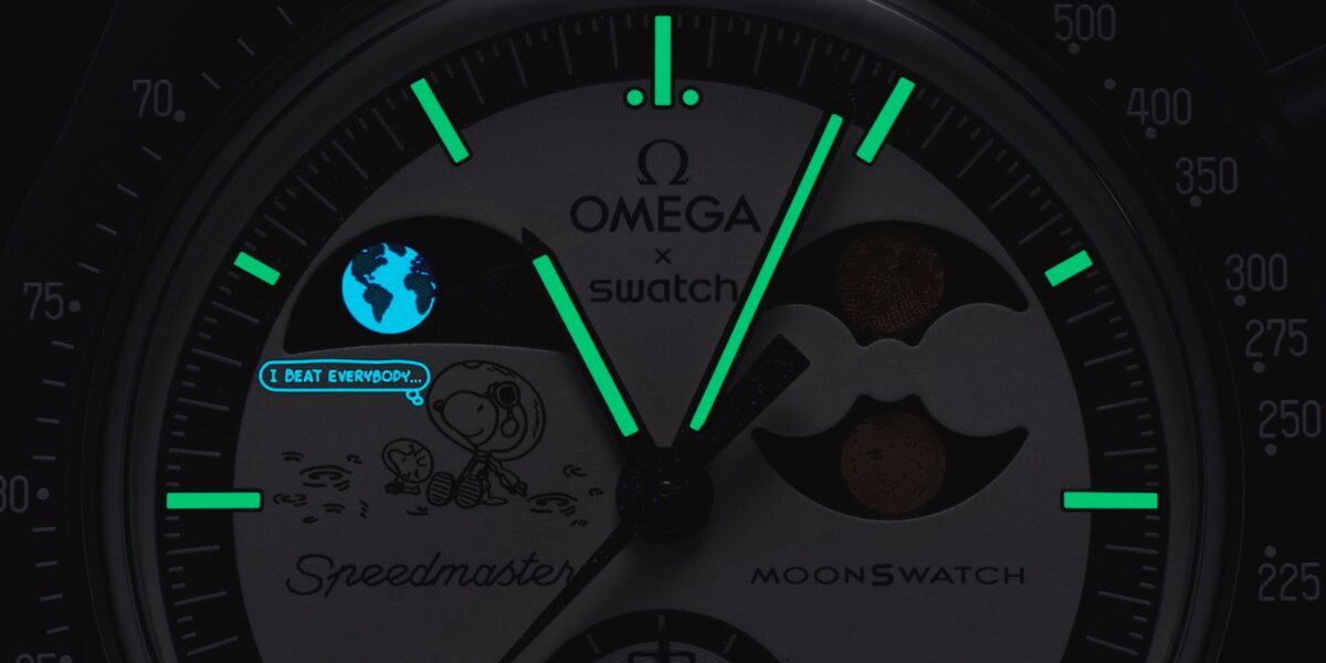 sc01_25_MoonSwatch_SO33N701L_NBA_close-up earthphase_moonphase_night_SD.jpg