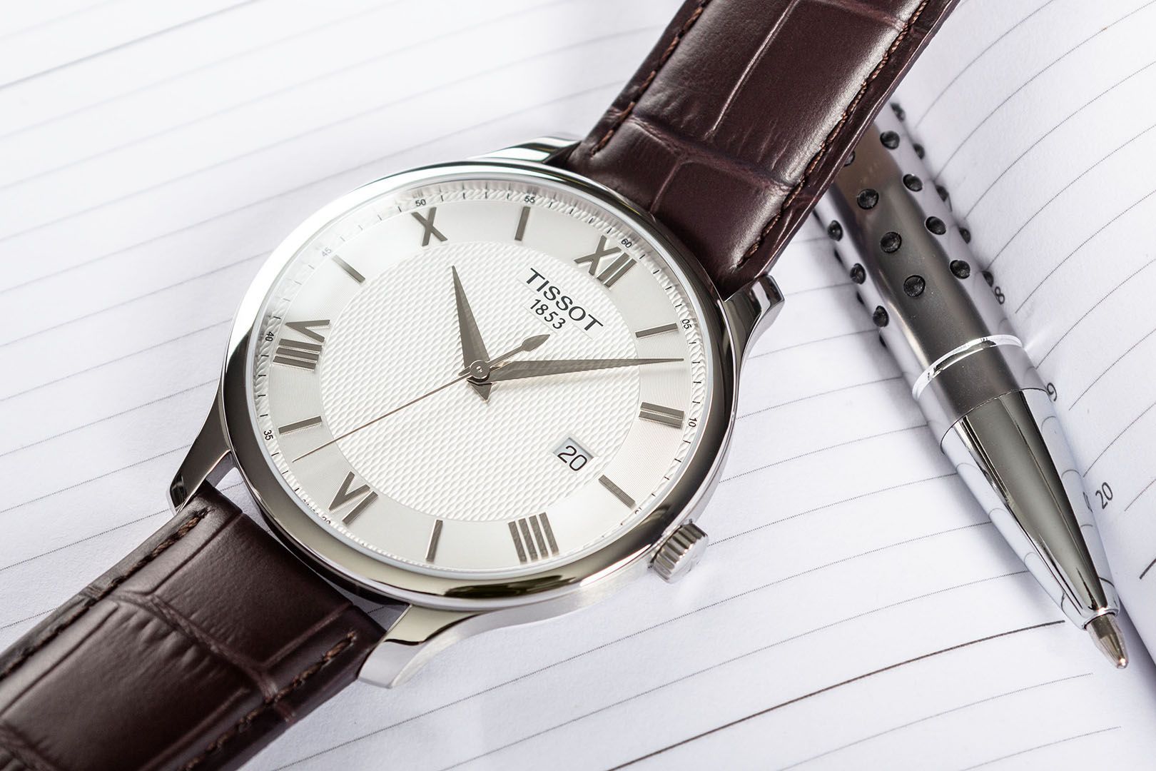 tissot-tradition-t0636101603800_71664_235909-2.jpg